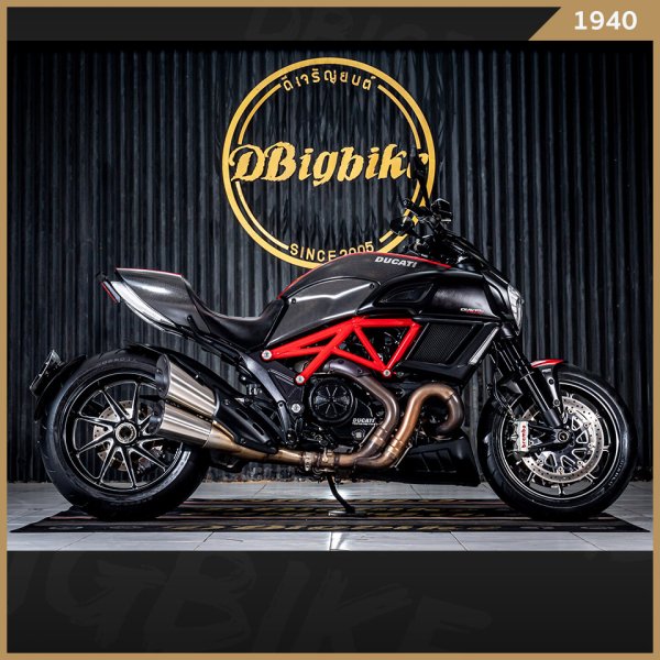 Ducati Diavel Carbon Red Facelift Mileage 4xx Kilometer Dbigbike