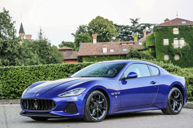 Maserati ยกขบวนยนตรกรรมหรูระดับโลก เหล่าคนดังร่วมเปิดตัวอย่างล้นหลาม 