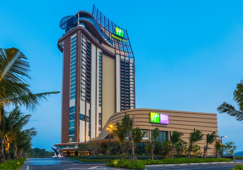 โรงแรมฮอลิเดย์ อินน์ วานา นาวา หัวหิน อวดโฉมรีสอร์ตสวนน้ำแห่งแรกในเอเชีย ของแบรนด์ Holiday Inn 
