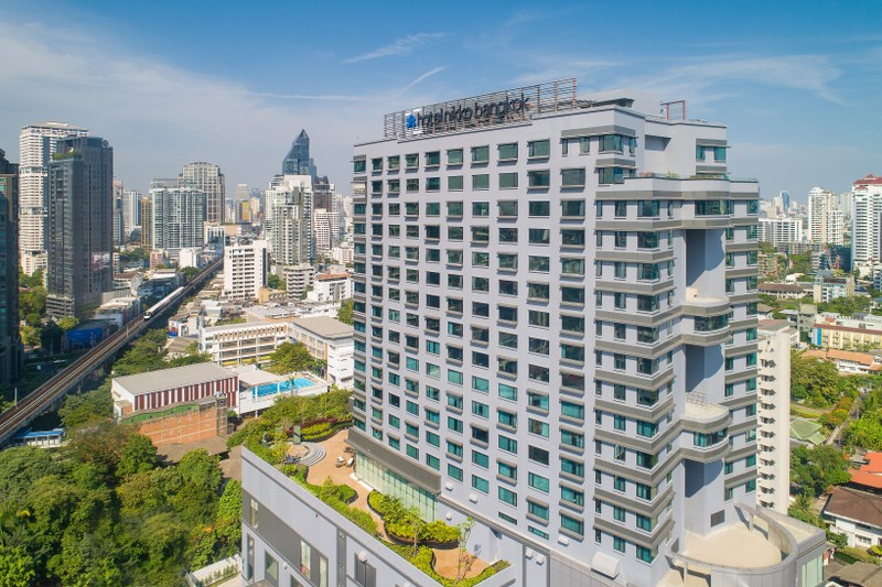 Hotel Nikko Bangkok เปิดตัวใกล้สถานีรถไฟฟ้าทองหล่อ ด้วยตึกทรงคล้ายดอกบัวบาน สไตล์โอริกามิ