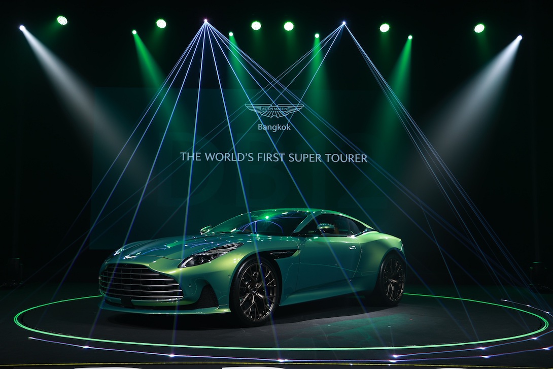 Aston_Martin_DB_12