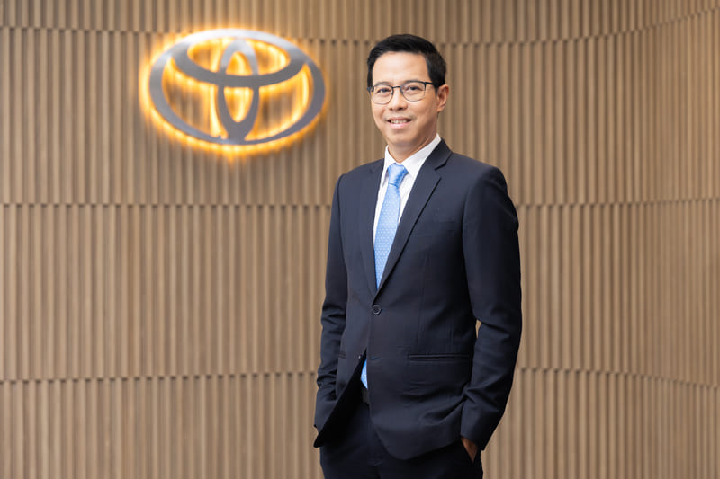 ณัทธร ศรีนิเวศน์