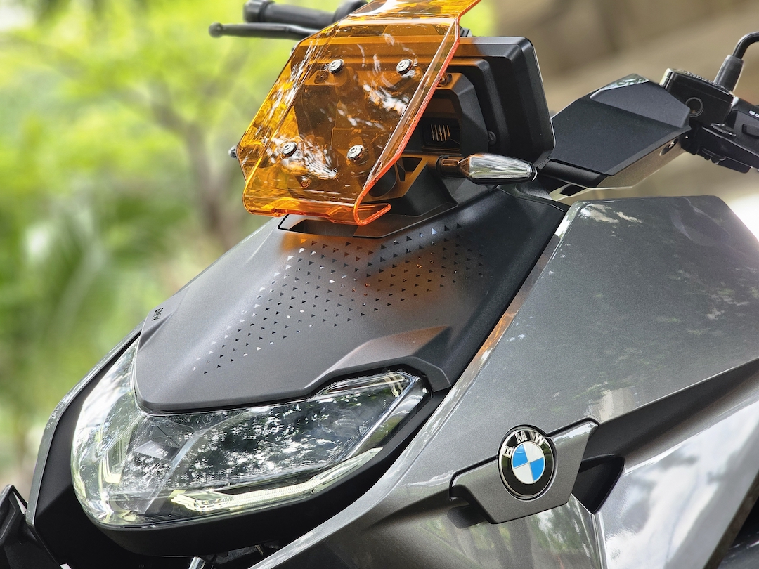 bmw_motorrad_ce_04