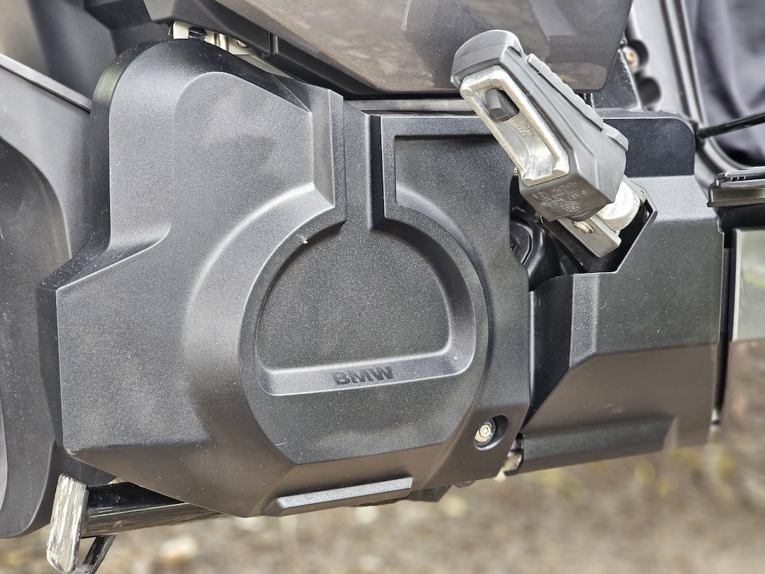 bmw_motorrad_ce_04