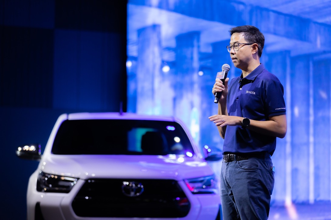 อาชีวะ_ท้า_แต่ง_แซต