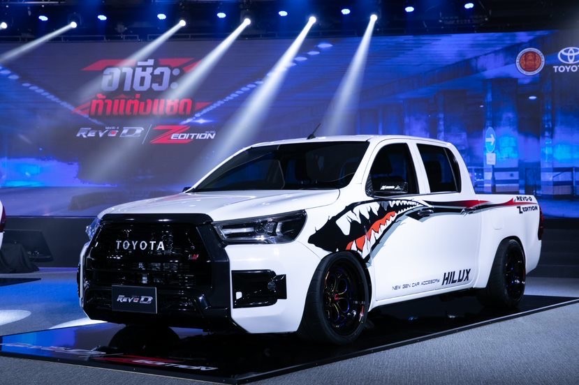 อาชีวะ ท้าแต่งแซด กับ ไฮลักซ์ รีโว่-ดี แซดอิดิชั่น