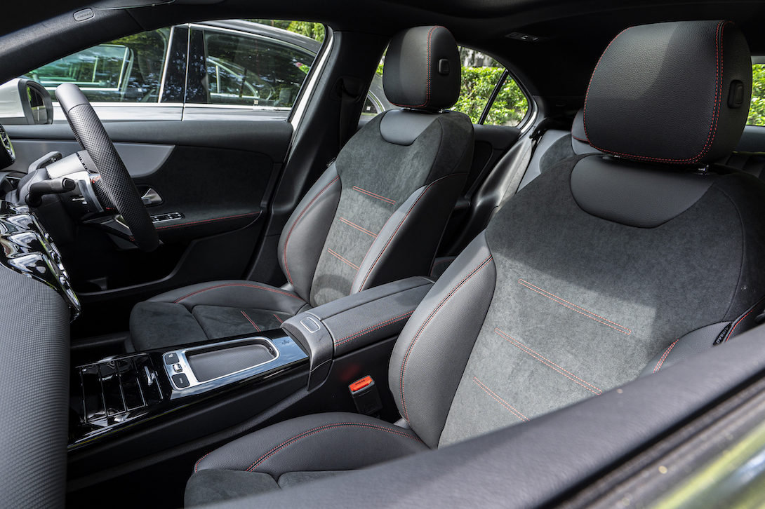 Mercedes-Benz A 200 AMG Dynamic 2023