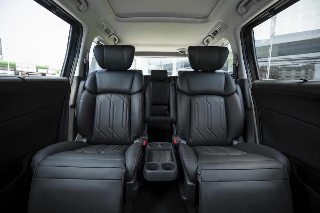 Eton_Group_Elgrand_Hight_Way_Star