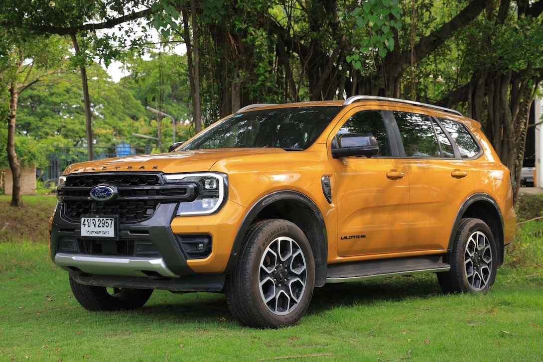 Ford_Traveling_with_Pets