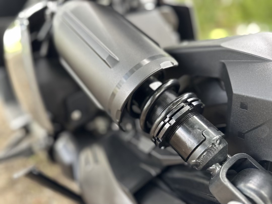 bmw_motorrad_ce_04