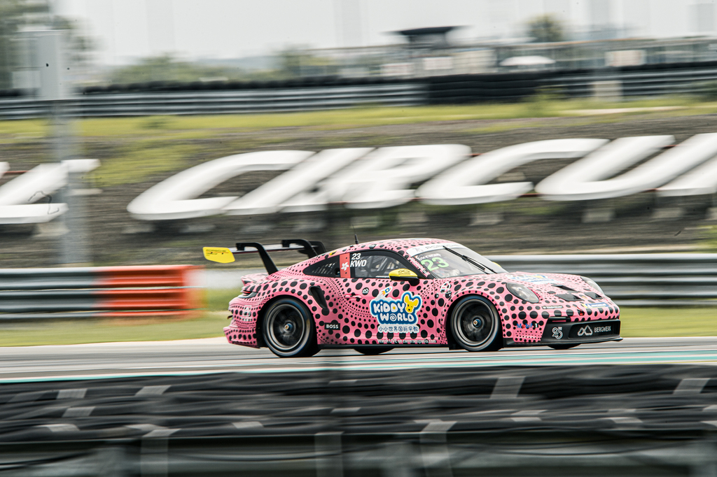 30 Years Porsche Thailand Edition