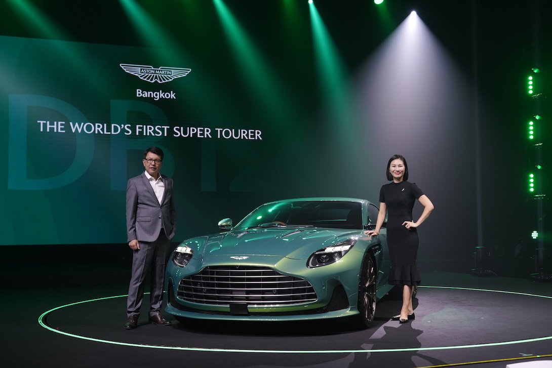 Aston_Martin_DB_12