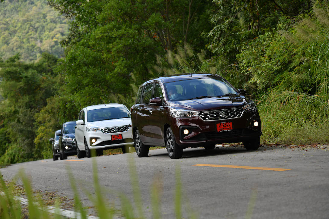 Suzuki_Ertgia_Hybrid