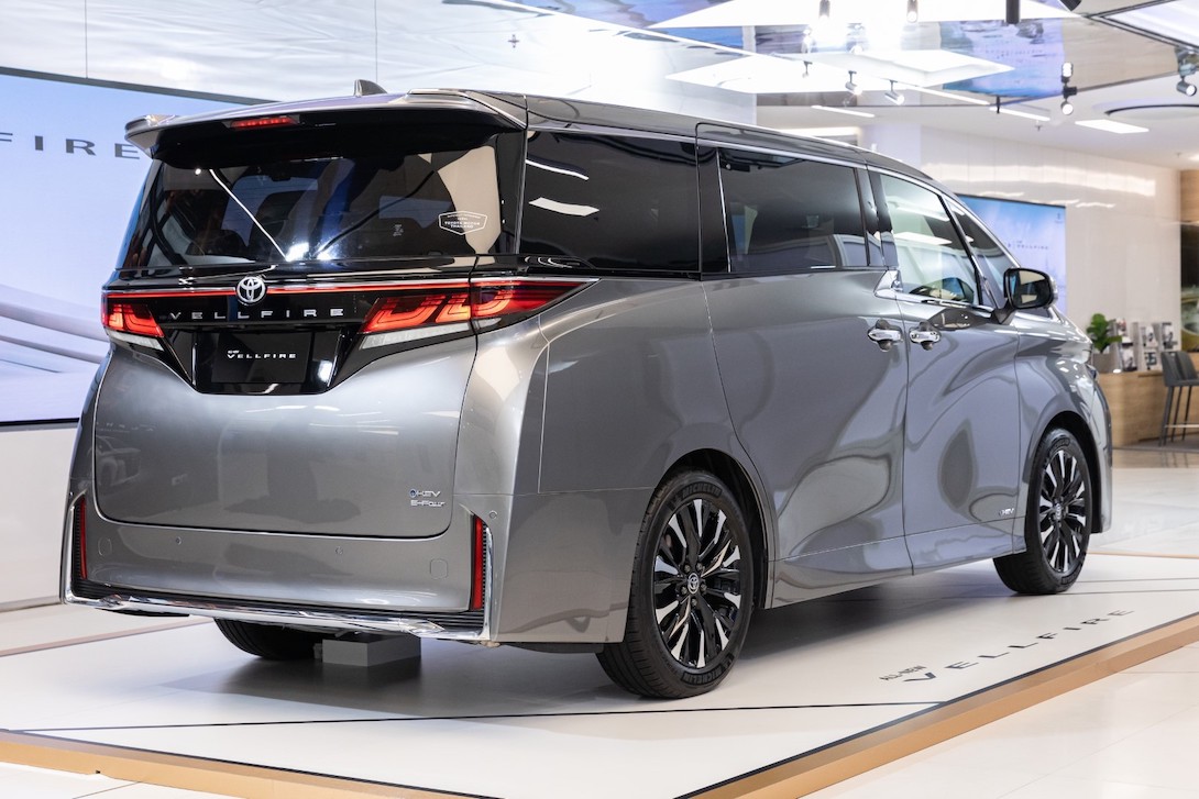 ALL-NEW TOYOTA ALPHARD / VELLFIRE 