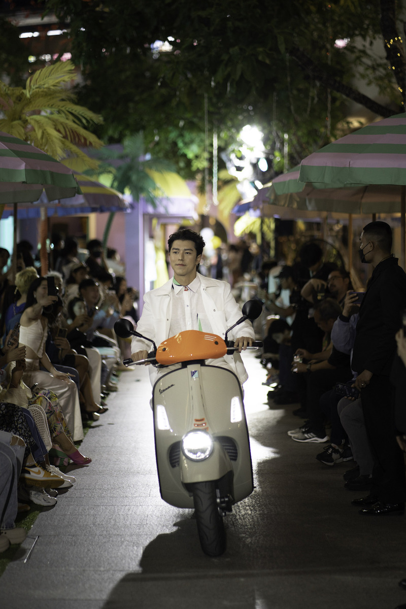 Vespa_LX_125_i_Get_Begie_Sabbia