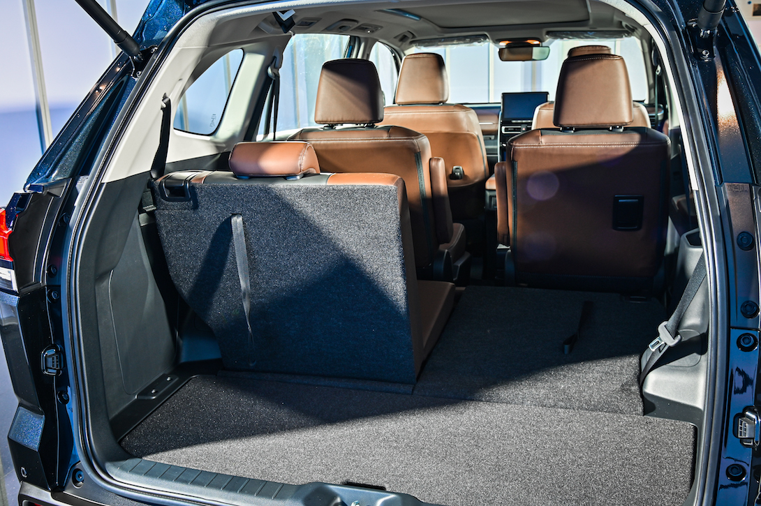 โตโยต้า อินโนวา ซีนิกซ์