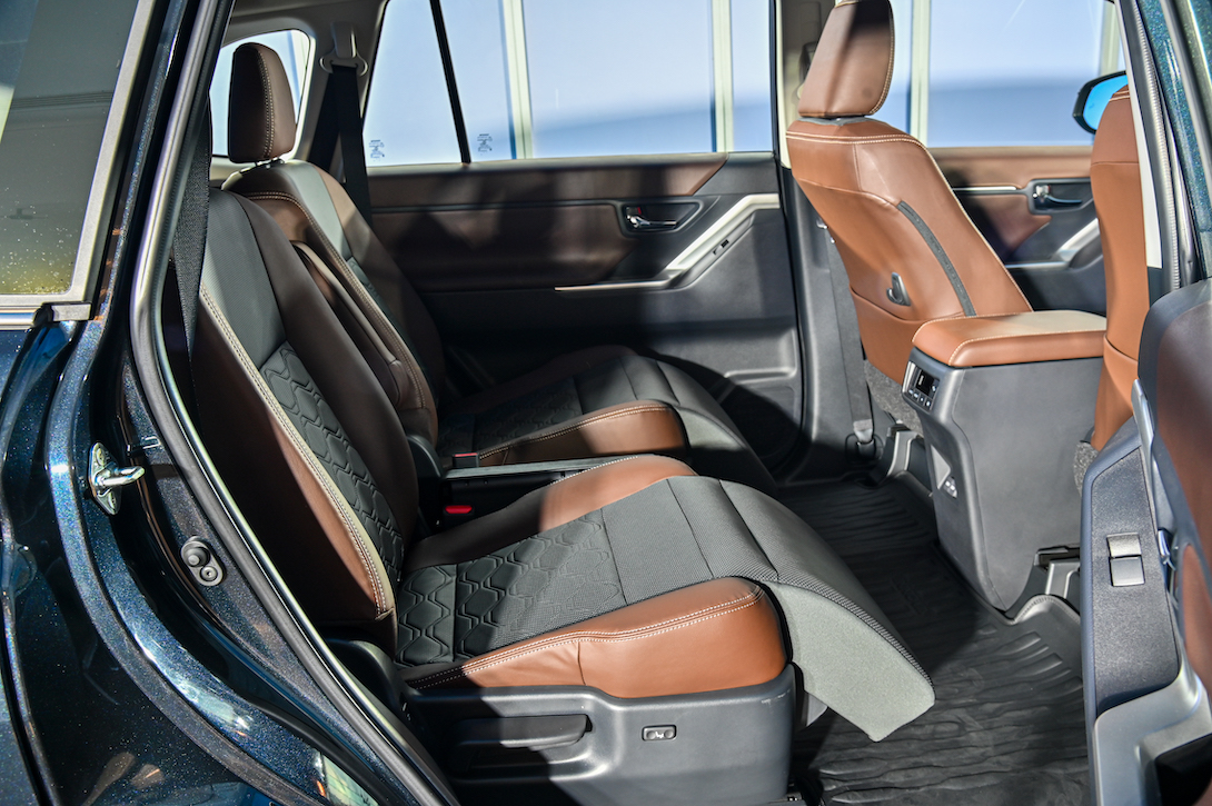 โตโยต้า อินโนวา ซีนิกซ์