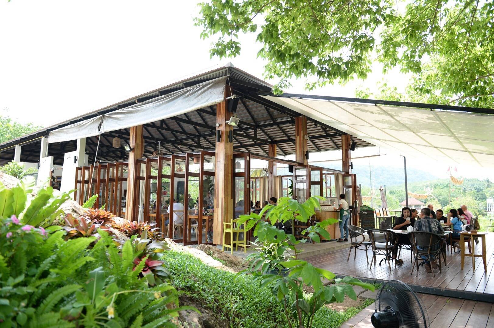 Kachong Hills Resort Cafe&bistro ครบทั้งอาหาร เบเกอรี่ เครื่องดื่ม