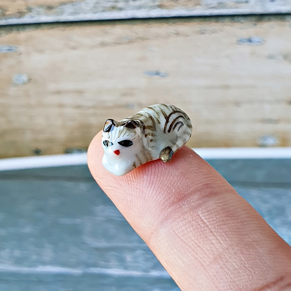 Miniatures Ceramic Brown Tiger Cats Kitten