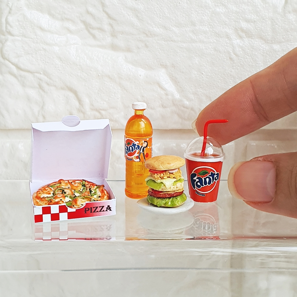 Dollhouse Miniatures Food Pizza Burger Fast Food Set