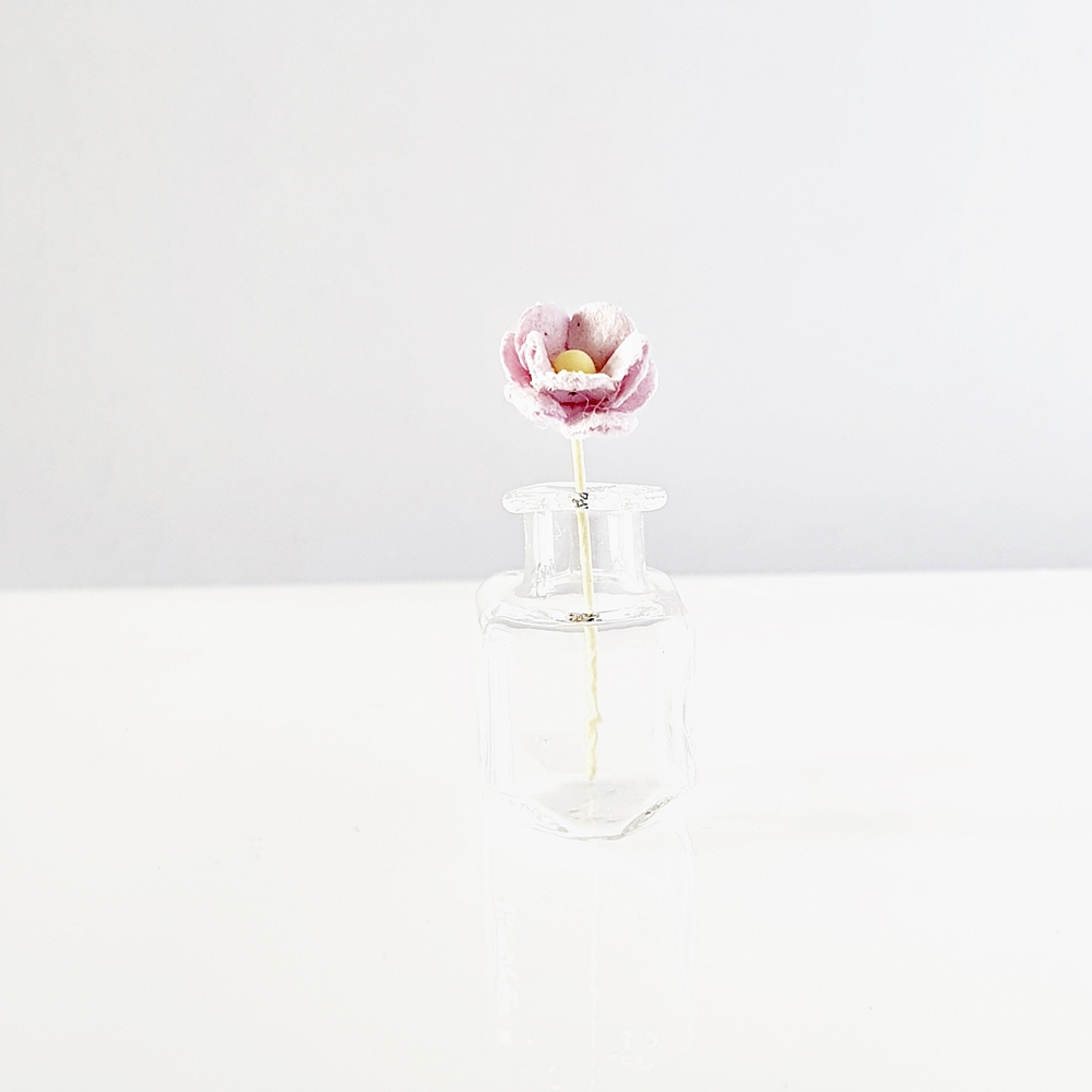 Dollhouse Miniatures Flower in Glass Vase Living Room Supply Decoration