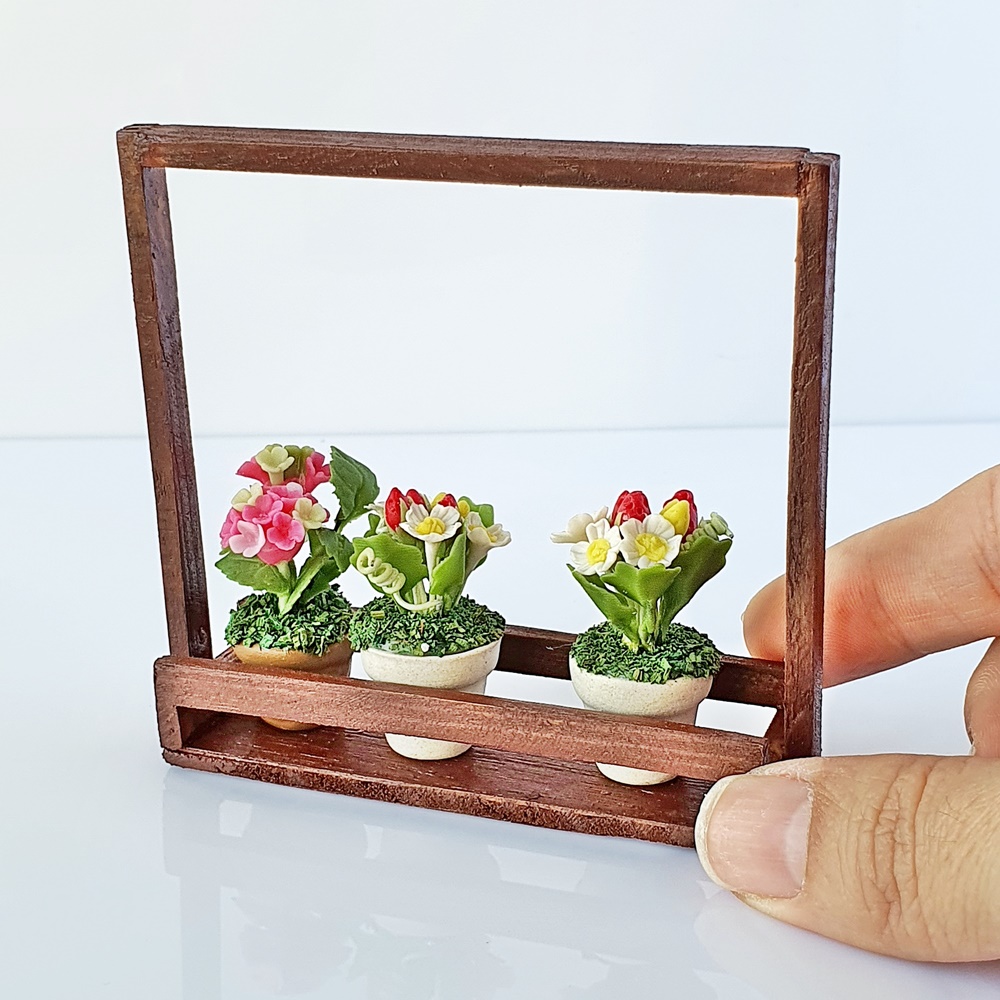 Dollhouse Miniatures Handmade wood Basket