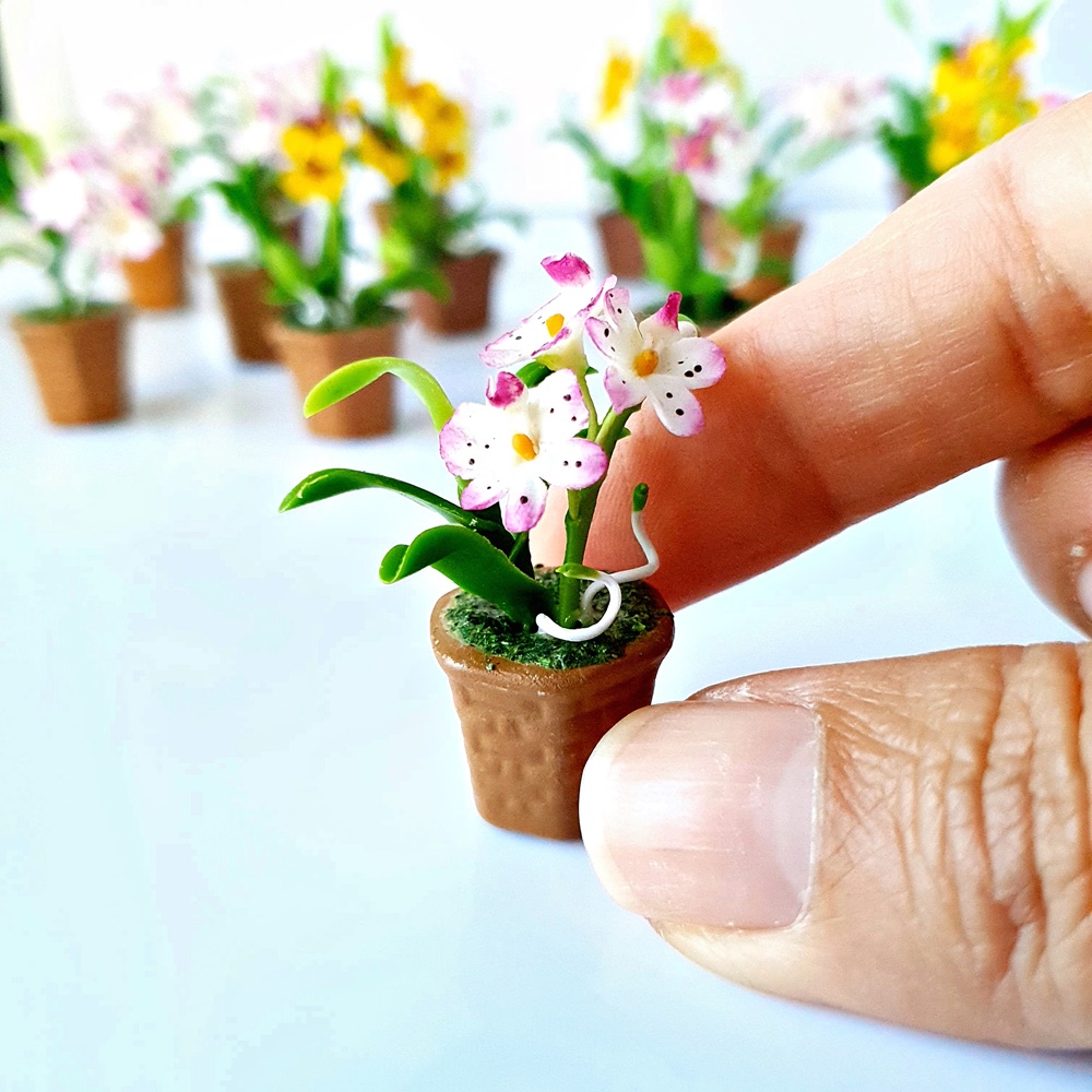 Miniatures Orchid Flowers Pot Fairy Garden Decoration