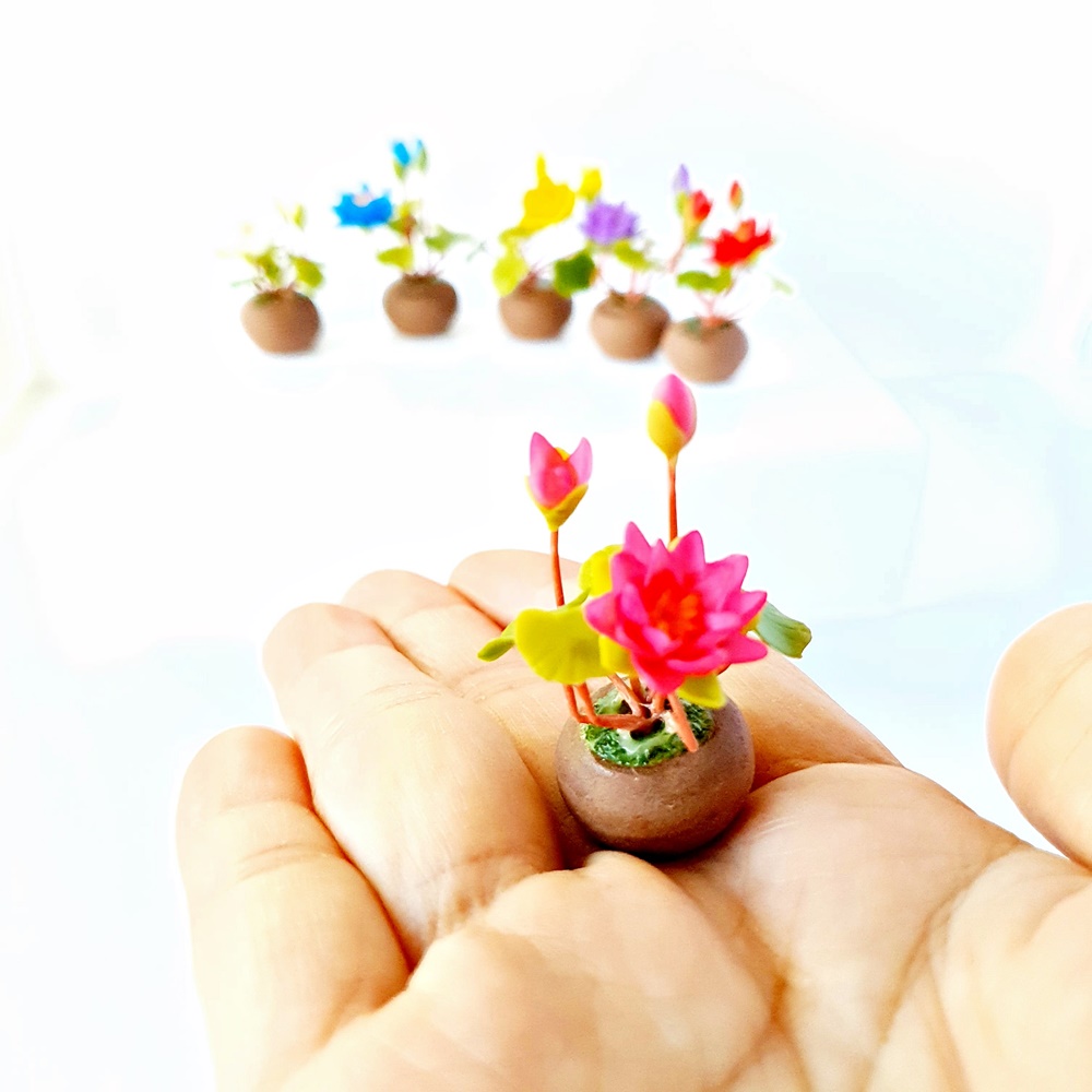 Handmade Miniatures Pink Lotus Flowers Pot Dollhouse Garden Decoration