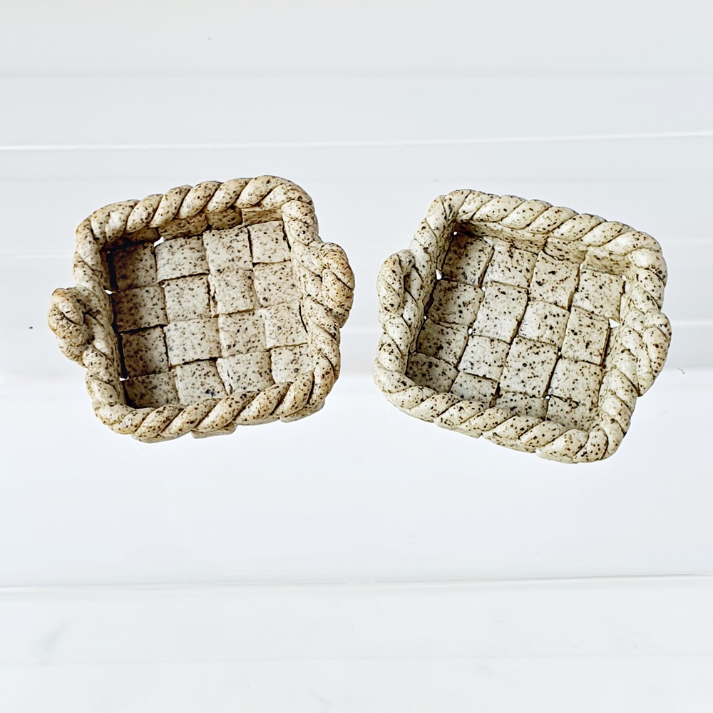 Miniatures Ceramic Wicker Basket Tray Plate 2 Pcs. 30 mm.