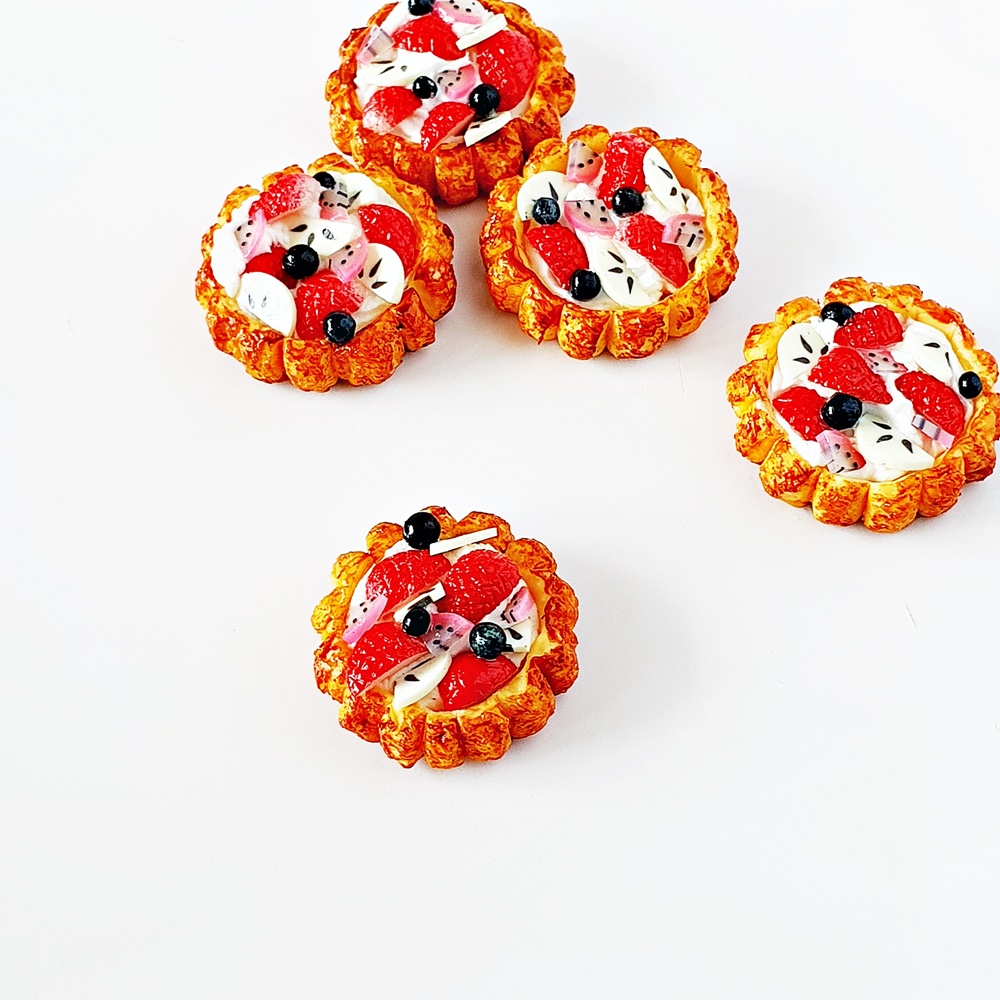 Strawberry Pie Realistic Miniatures Handmade Set 5Pcs
