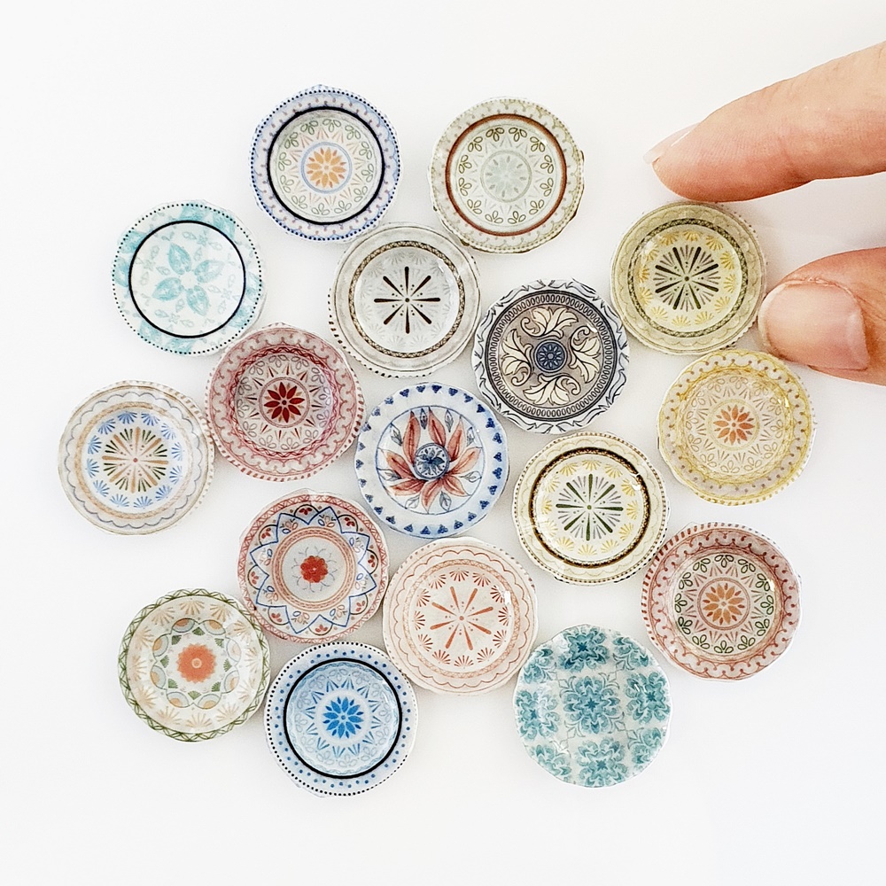 Set 17 Pcs Miniatures Ceramic Dish Plates
