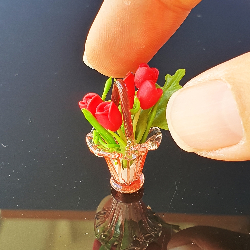 Dollhouse Miniatures Clay Flower Tulip in Glass Vase