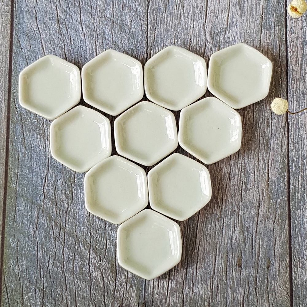 10x15mm Ceramic White Hexagon Dish Plate Dollhouse Miniatures Food Supply Kitchen Wholesale Price Lot