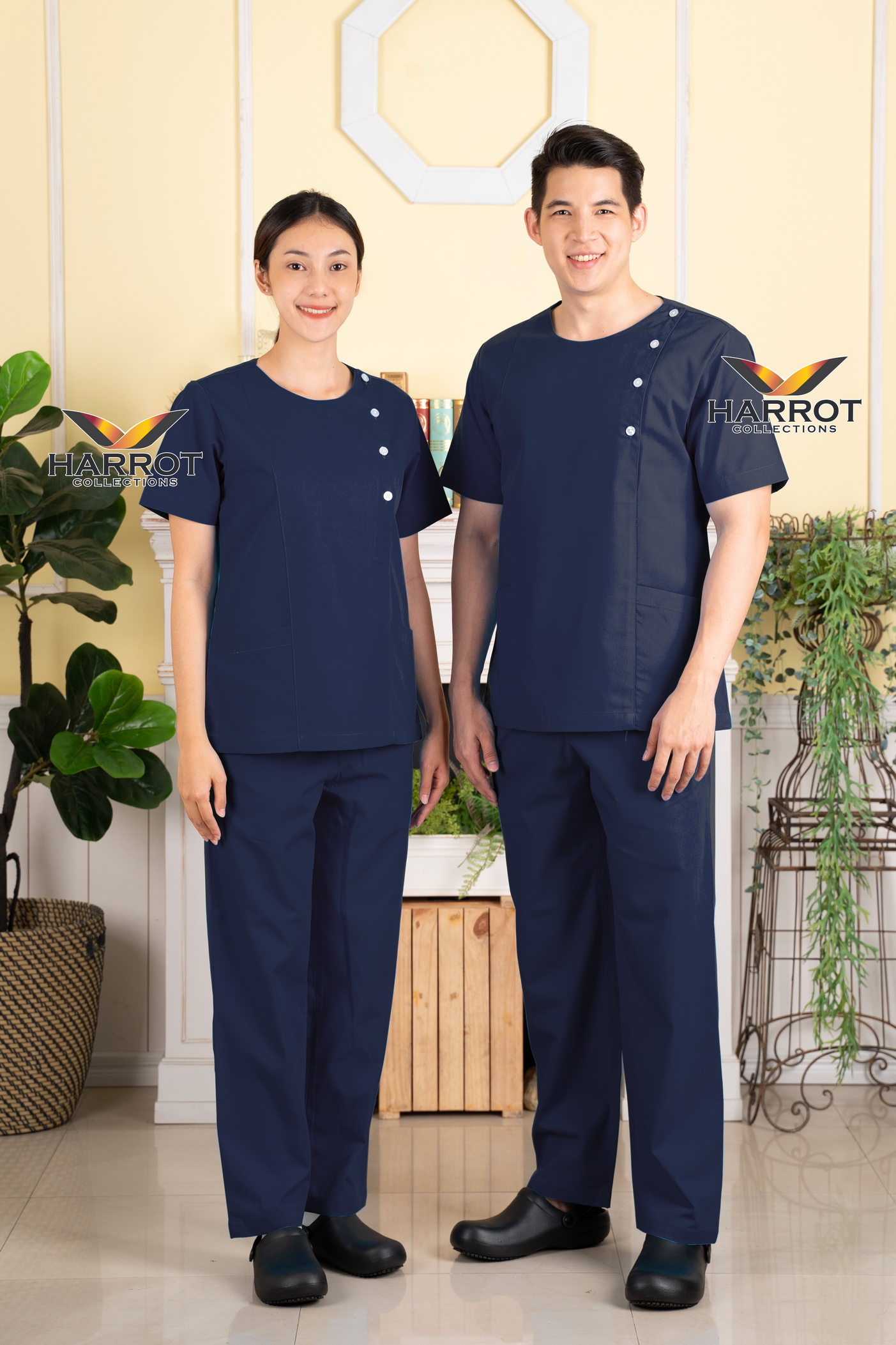 เสื้อสครับ ชุดพยาบาล คอกลม สีกรม (เสื้อ+กางเกง) (HPG0163)