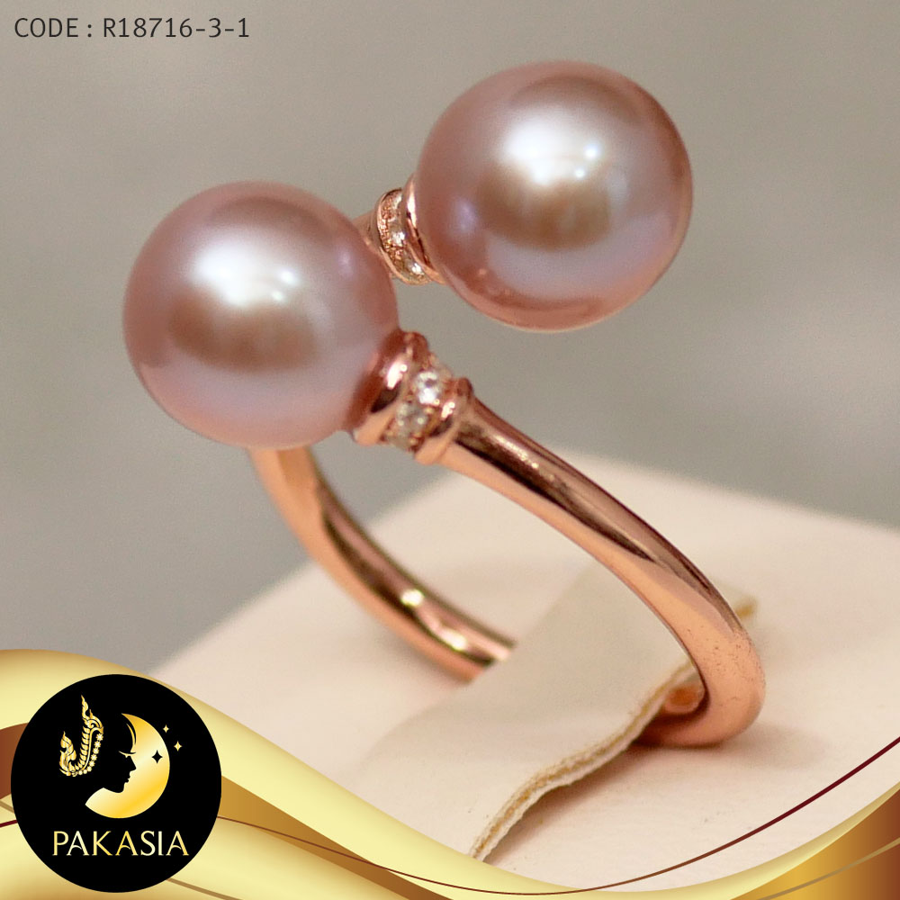 แหวนหัวมุกทวิน บ่าเปิดประดับพลอยแท้ มุกน้ำจืด สีม่วง ทรงไข่ ขนาด 8-9 mm เกรด AAA ตัวเรือนเงินแท้ ชุบ Pink Gold ประดับพลอยแท้ White Topaz / R743