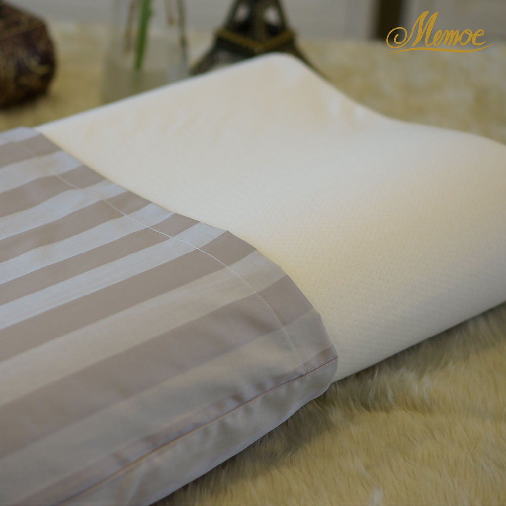 Pillow Case for Memoe M and Latex M