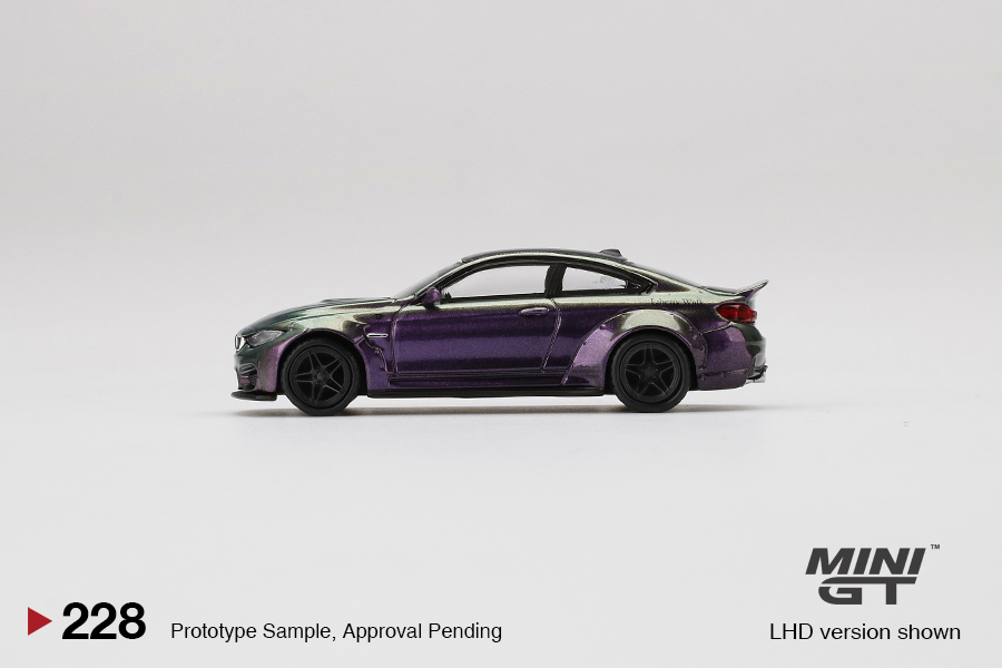 LB☆WORKS BMW M4 Purple-Green Metallic