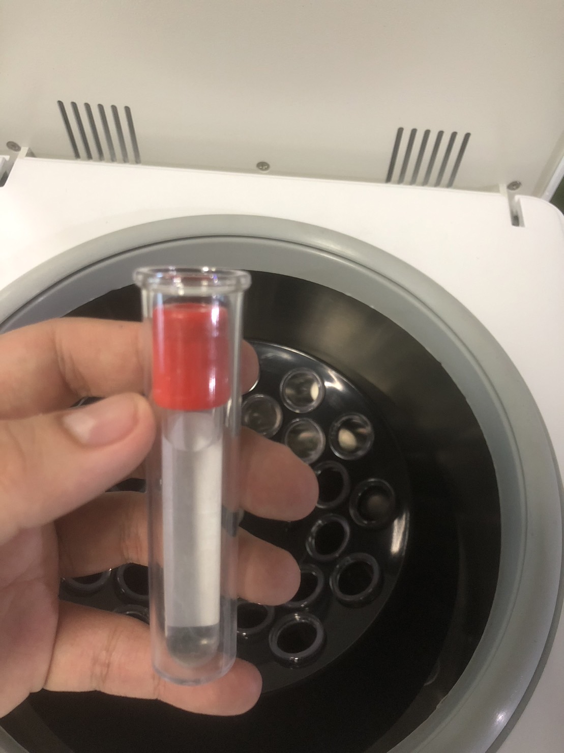 ทดลองใส่ Tube ใน Tube Holder