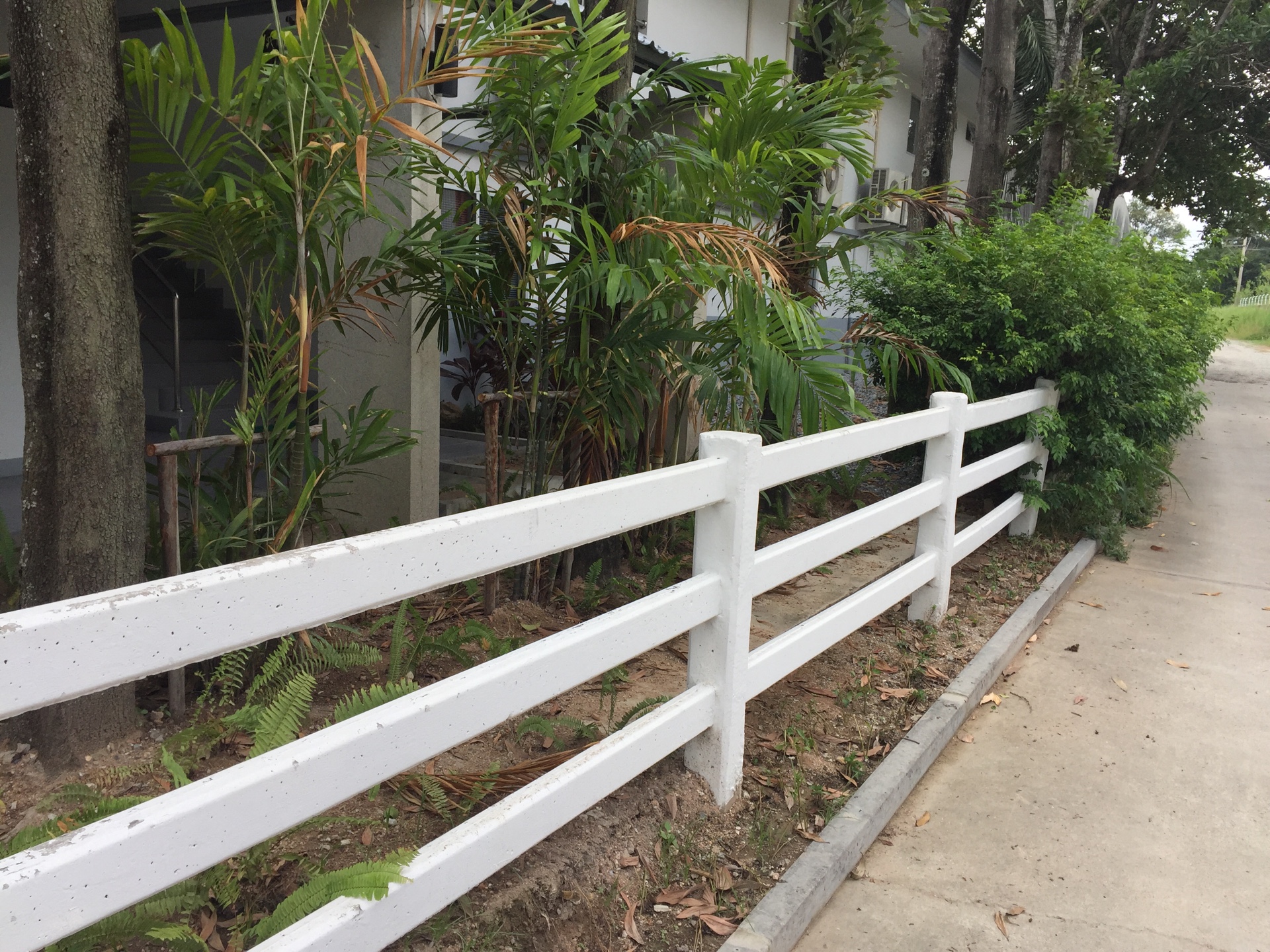 รั้วคอกม้า (Cowboy Fence) - Kanyongh