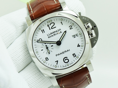 Panerai Pam523 หน้าขาว อาราบิก หลังเปลือย Steel สายหนัง Size 42Mm Full Box And Peper (นาฬิกามือสอง,นาฬิกาPaneraiมือสอง)