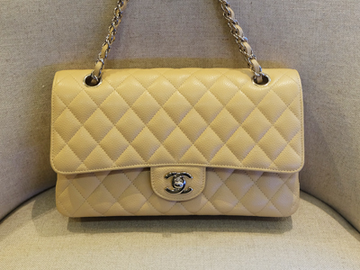 Chanel Classic Flap Being10