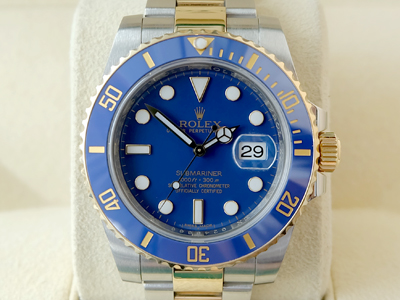 Rolex submariner date Blue 2 tone Bazel  Ceramic  Manมาพร้อมกล่องใบครบ  สภาพสวย หายากครับ