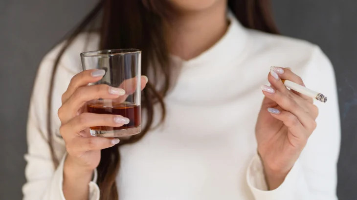 ดื่มแอลกอฮอล์