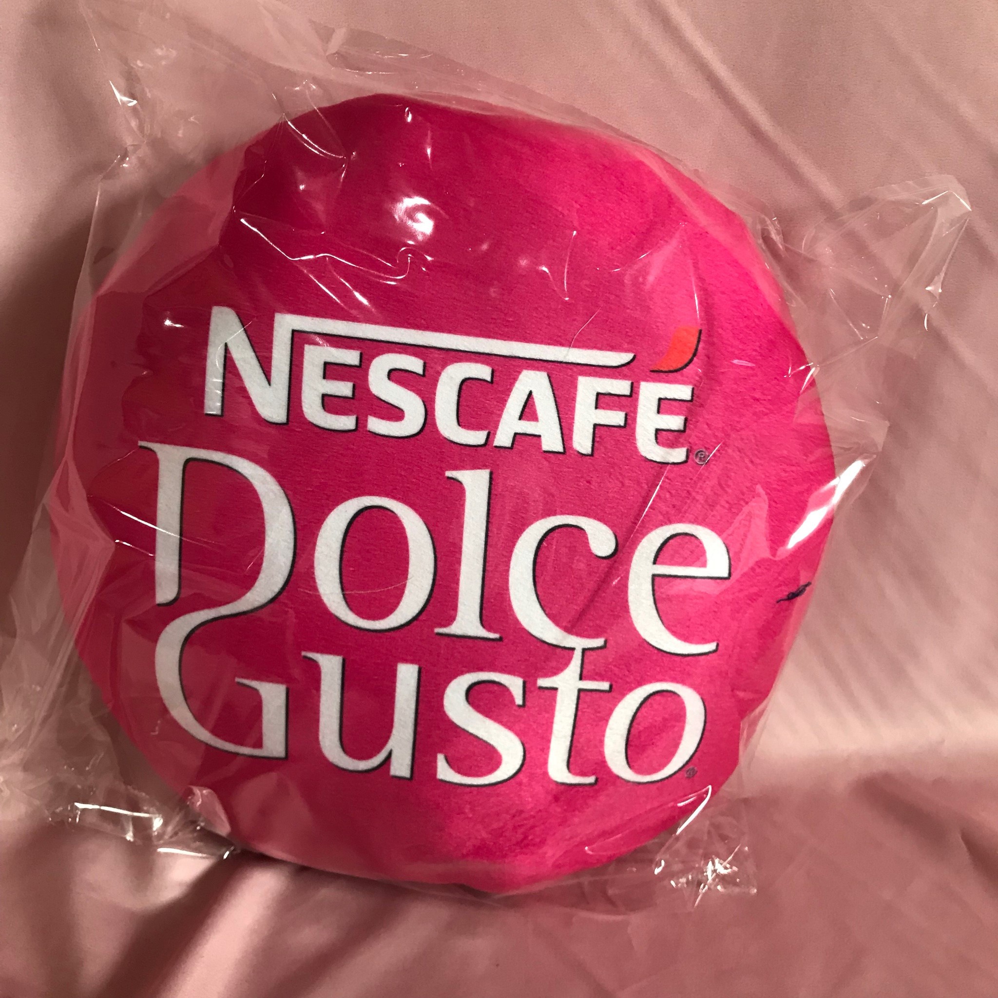 หมอน Nescafe
