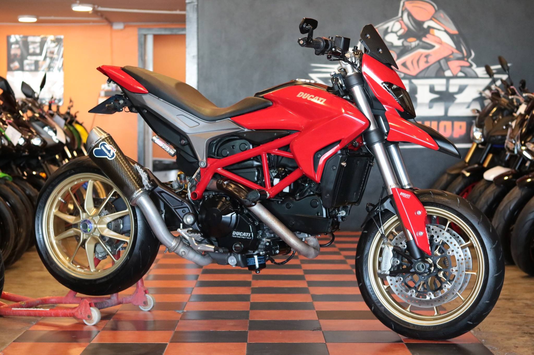 Ducati Hypermotard 821 ABS ปี 2014 