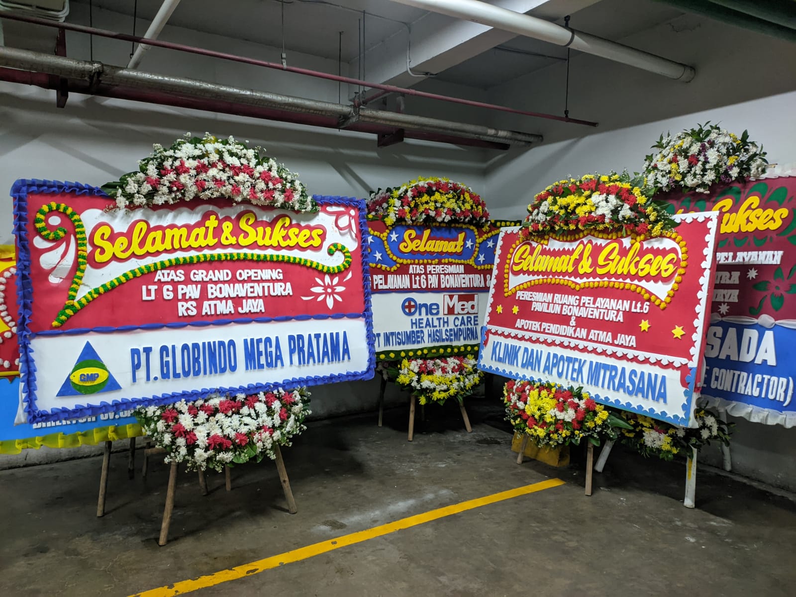 Karangan Bunga Untuk RS Atma Jaya Tanda Ucapan Selamat