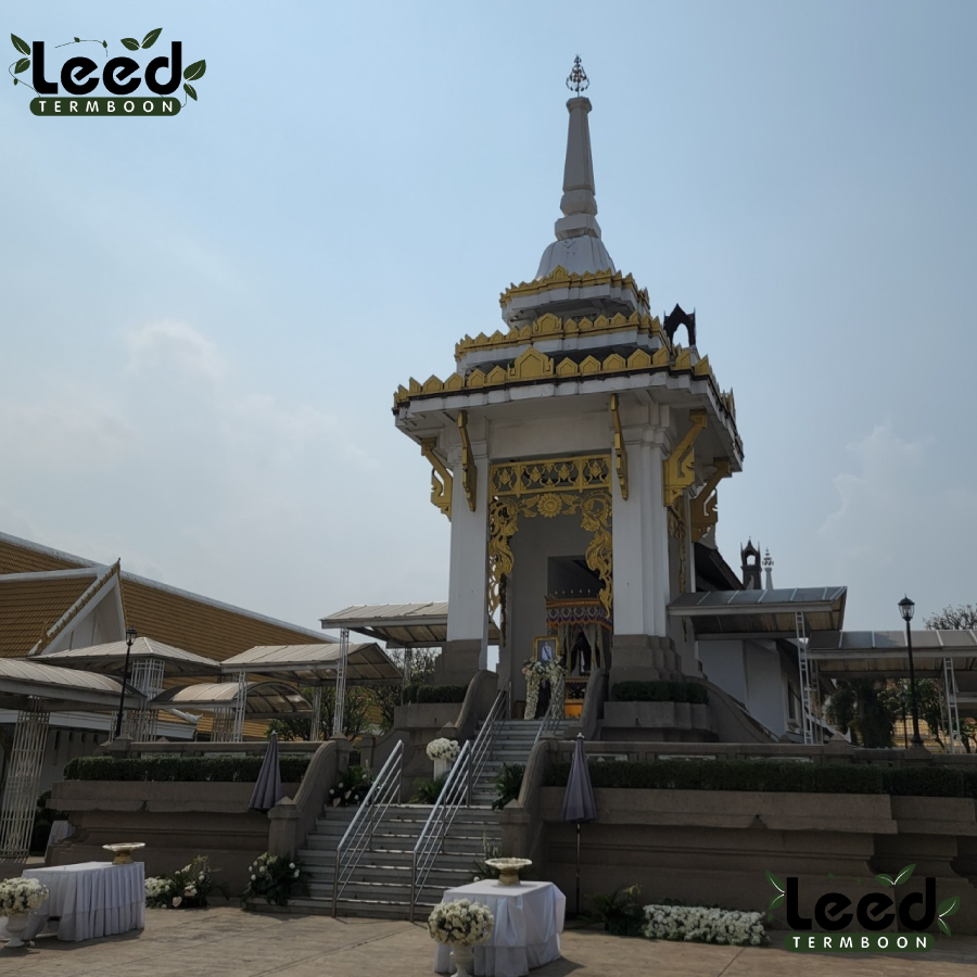 บรรยากาศวัดพระศรีมหาธาตุ รูปที่ 8