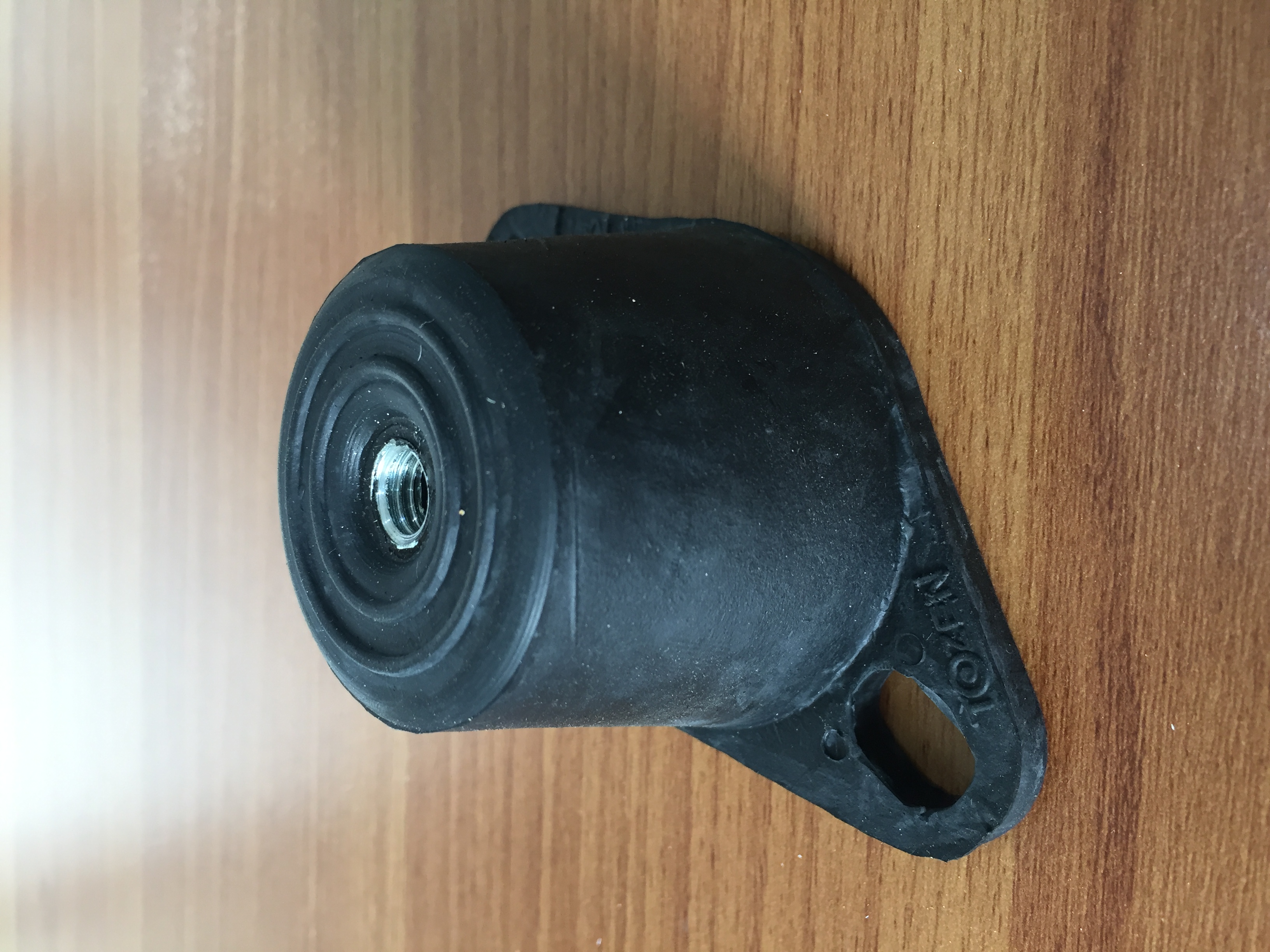 TOZEN VIBRATION ISOLATOR RUBBER fucons