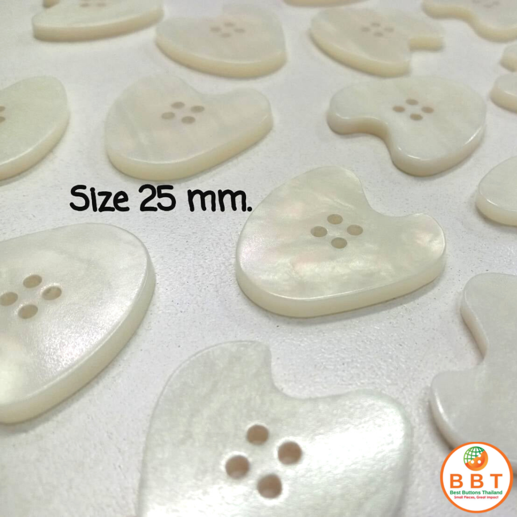 Heart White Pearl Buttons 25 mm