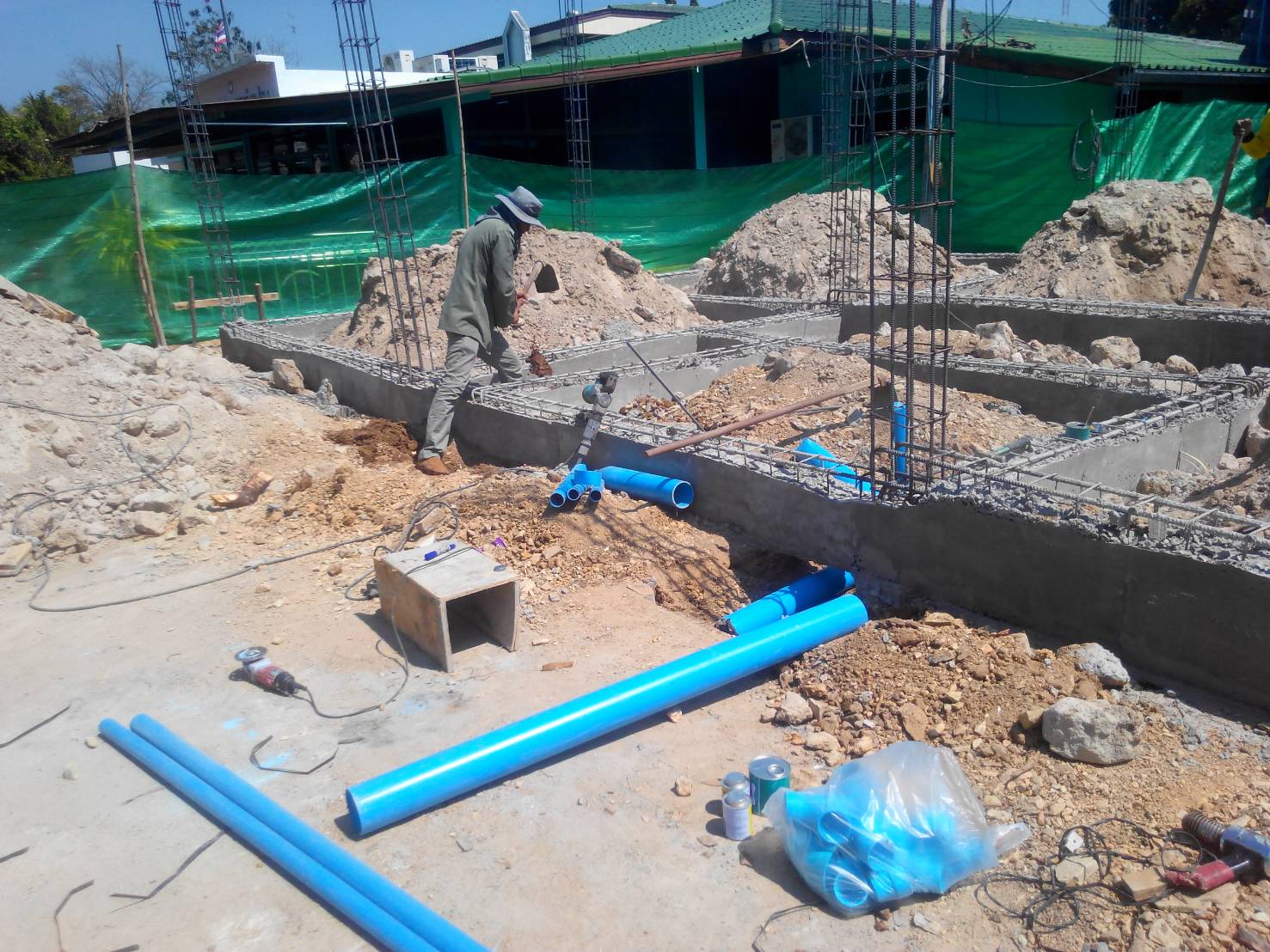 โครงการก่อสร้างอาคารแพทย์แผนไทย รพ.บ้านลาด จ.เพชรบุรี
